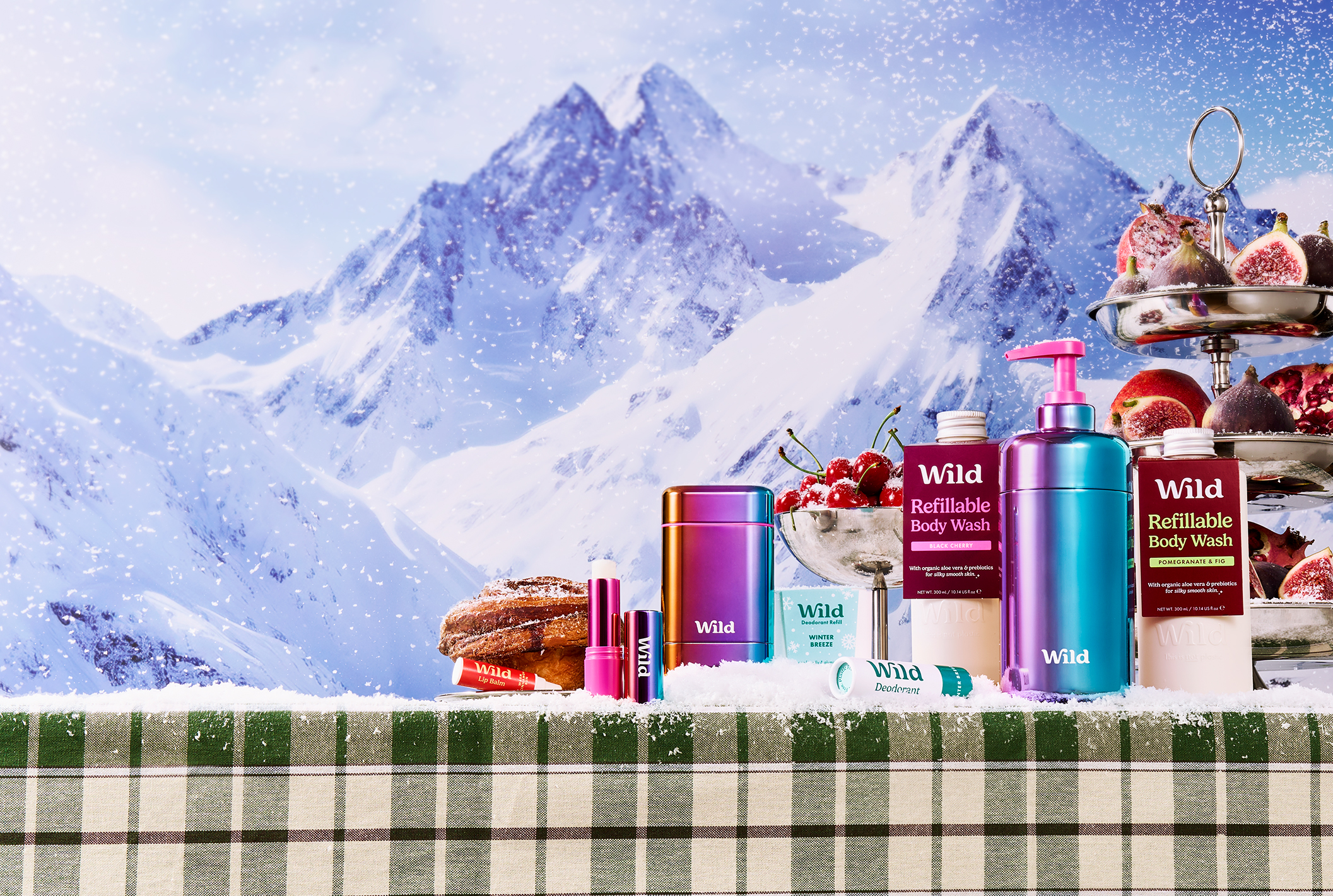 Didascalia: un tavolo con diversi tipi di prodotti per la cura della pelle.