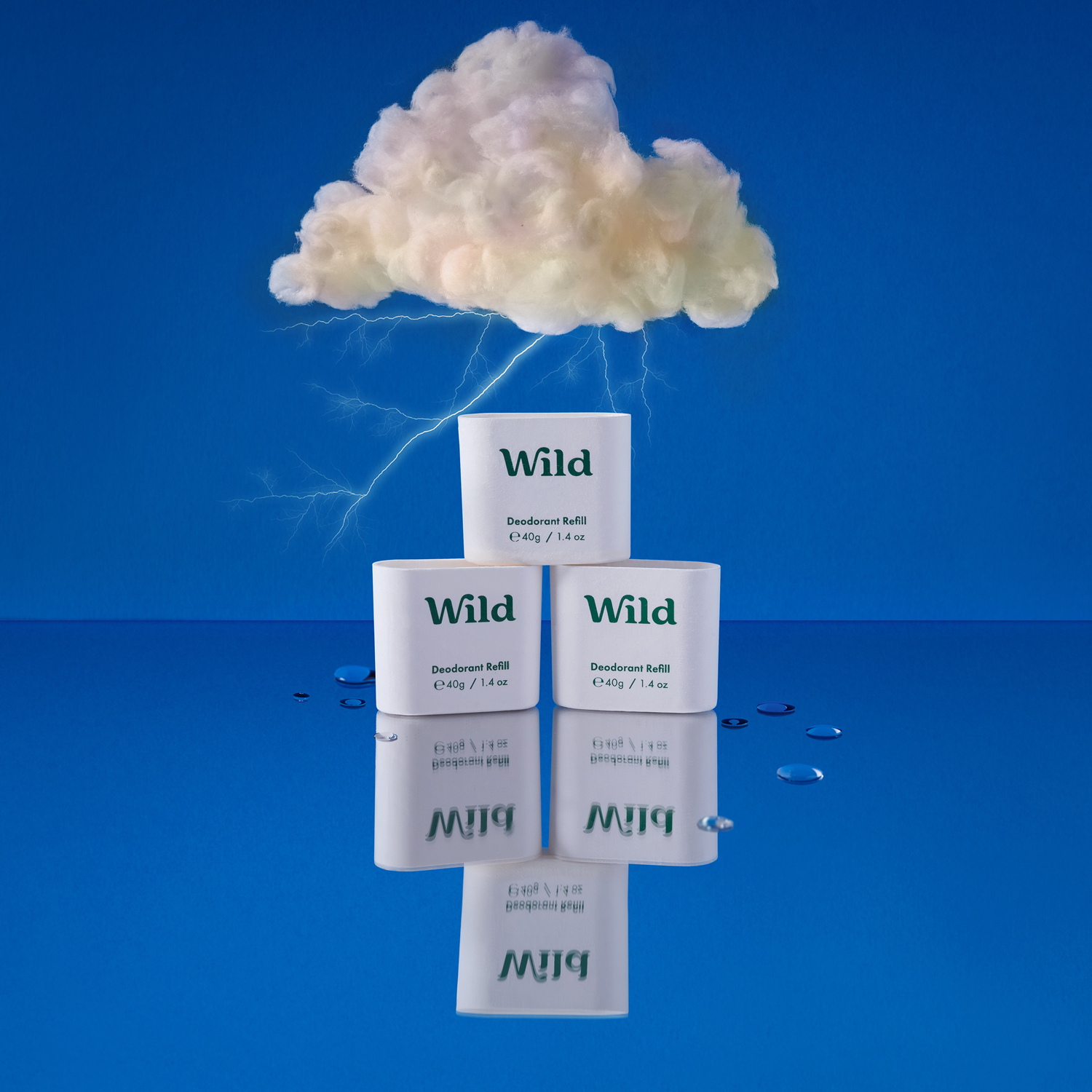 Onderschrift: een wolk zweeft over een groep visitekaartjes