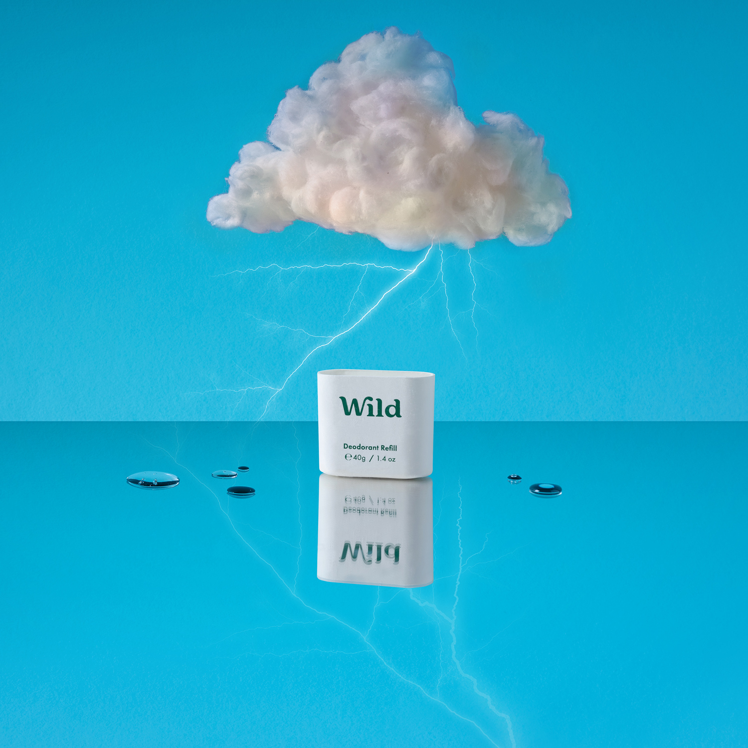 Onderschrift: een wolk met een bordje wild ervoor