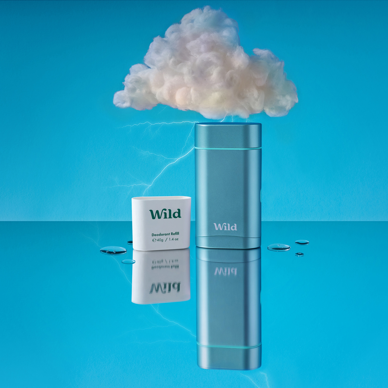 Bildunterschrift: eine blaue Röhre mit einer weißen Wolke oben drauf