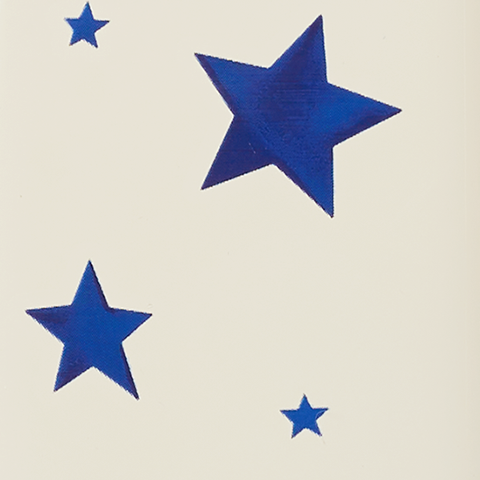 Légende : trois étoiles bleues sur fond blanc