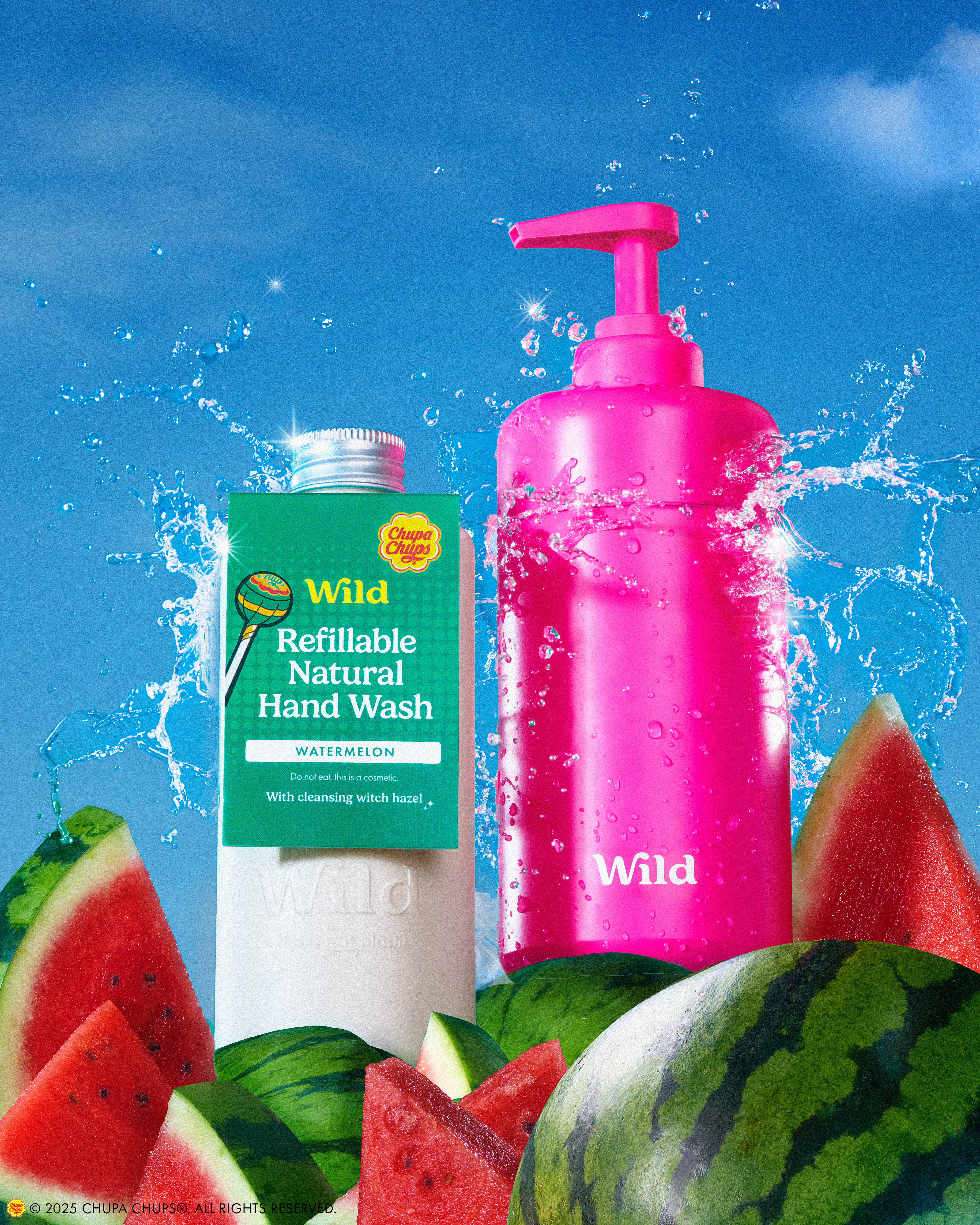 Bijschrift: een fles watermeloen, plakjes watermeloen en een watermeloen